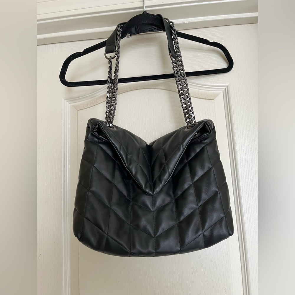 Súper Soft Vegan Leather Chain Shoulder Bag